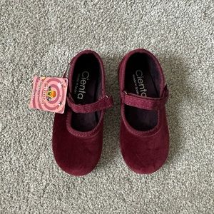 NWT Cienta Burgundy Size 25 Velvet Mary Janes